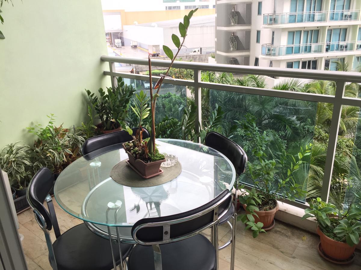 Azure Urban Resort Res. Paranaque City Dış mekan fotoğraf
