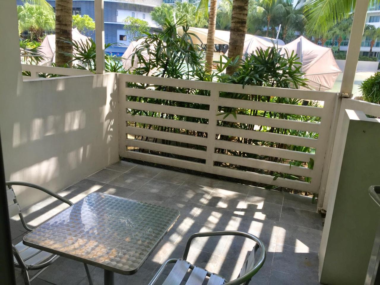Azure Urban Resort Res. Paranaque City Dış mekan fotoğraf