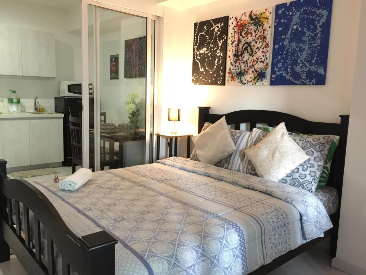 Azure Urban Resort Res. Paranaque City Dış mekan fotoğraf