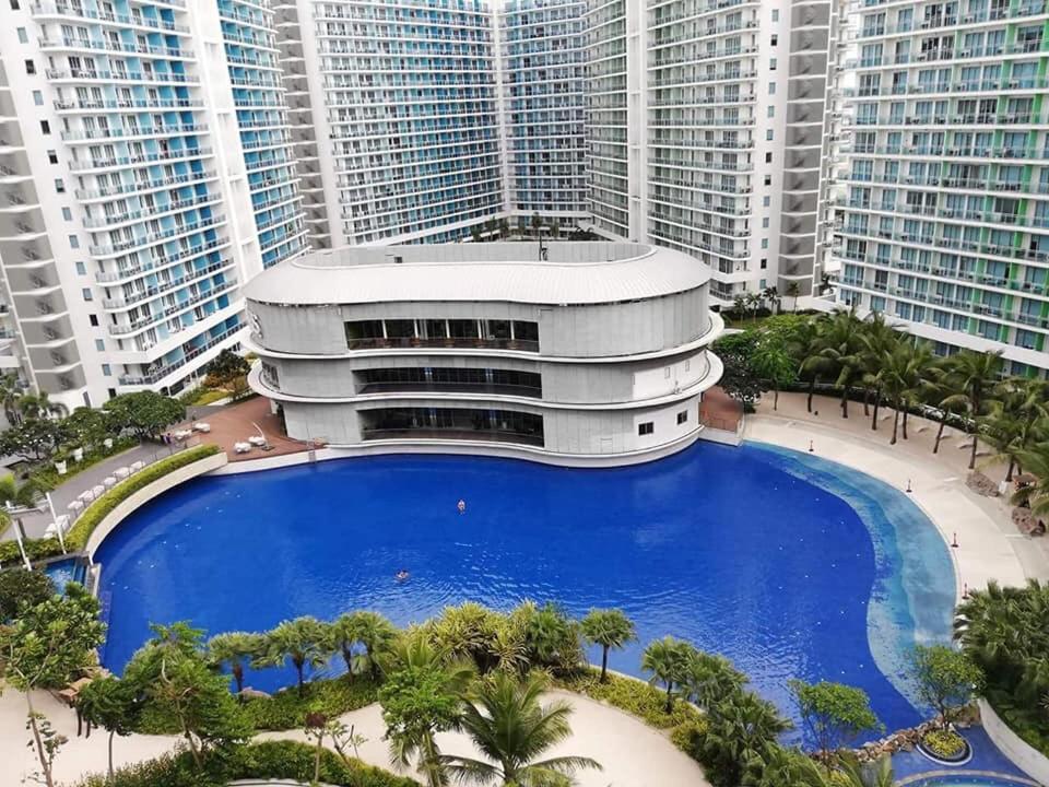 Azure Urban Resort Res. Paranaque City Dış mekan fotoğraf