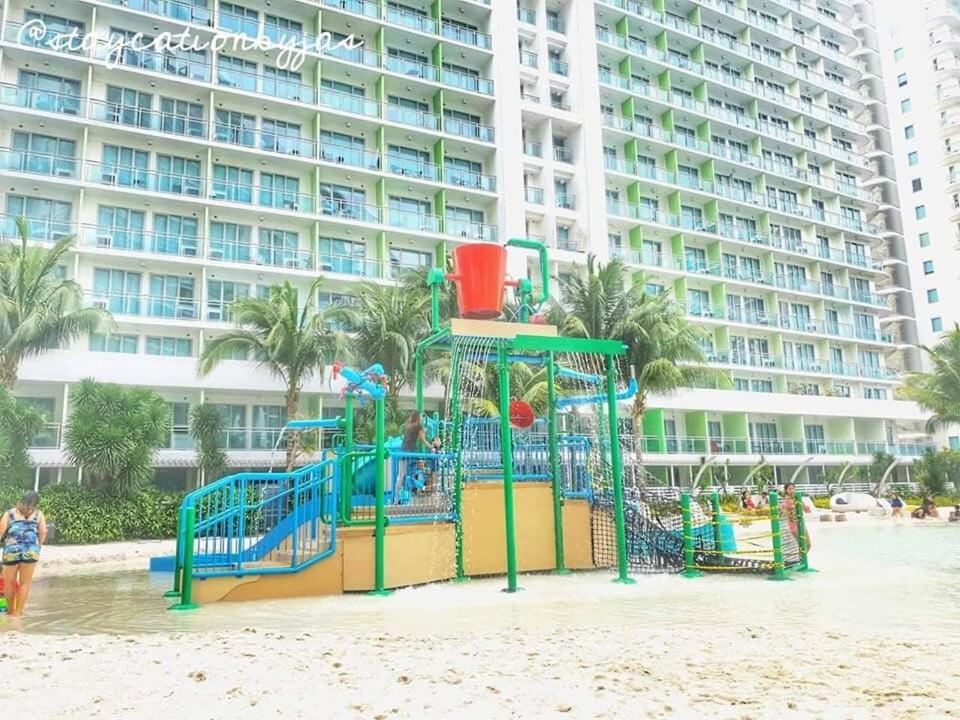 Azure Urban Resort Res. Paranaque City Dış mekan fotoğraf